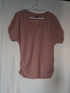 Avenue Dusty Rose Eyelet V-Neck Short Sleeve Top